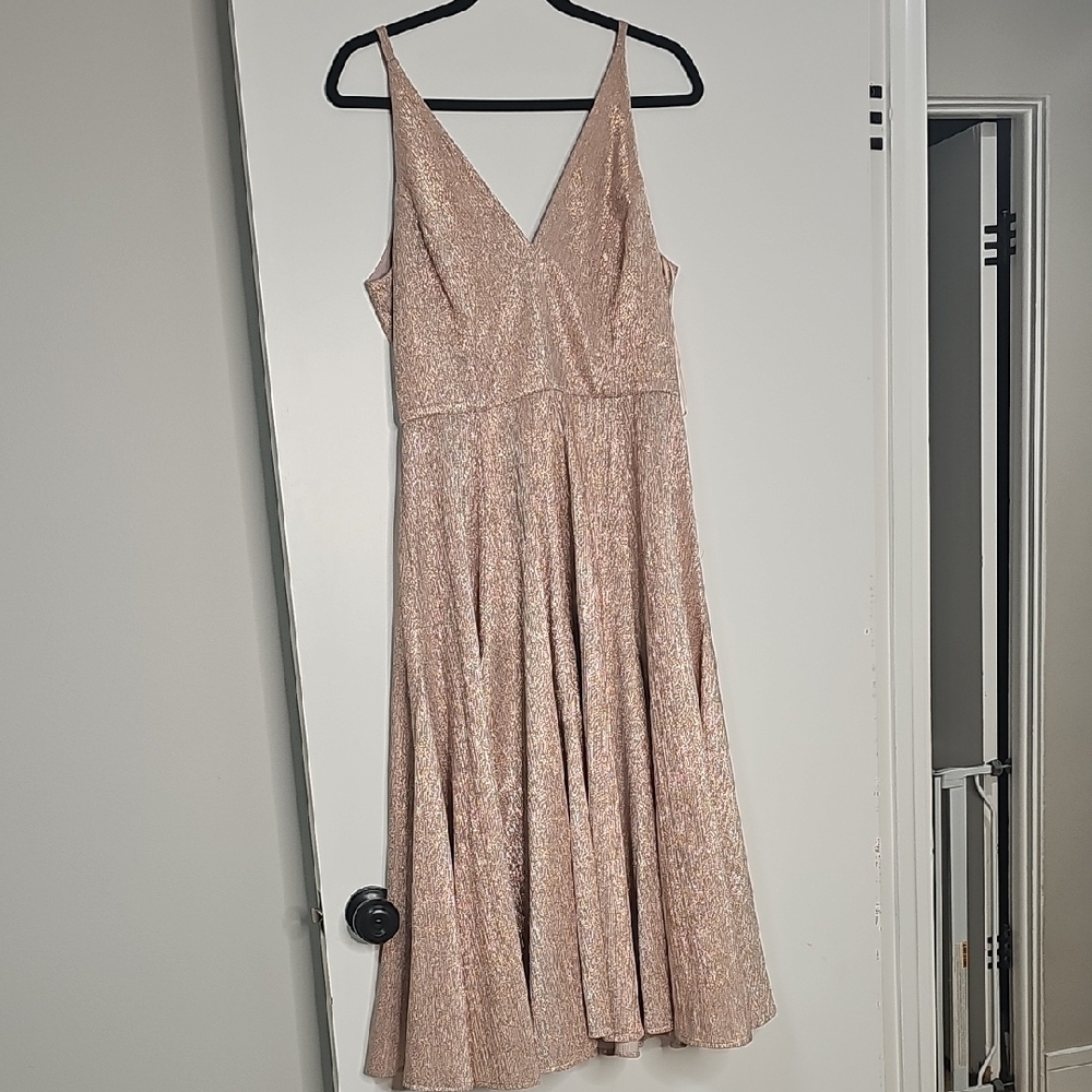 Dress the Population Rose Gold Loreley Delilah Midi Dress.